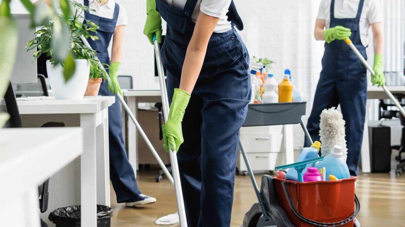 LOCAUX_PROFESSIONNELS2 1335X750 | Lima Services Pourquoi confier le nettoyage de son domicile à des professionnels ? Ingersheim